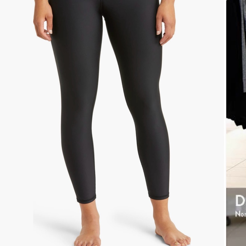 Alo airlift 7/8 High Waist Airlift Leggings- Black